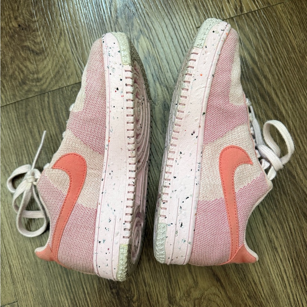Women’s Nike Air Force 1s - Picture 2 of 4